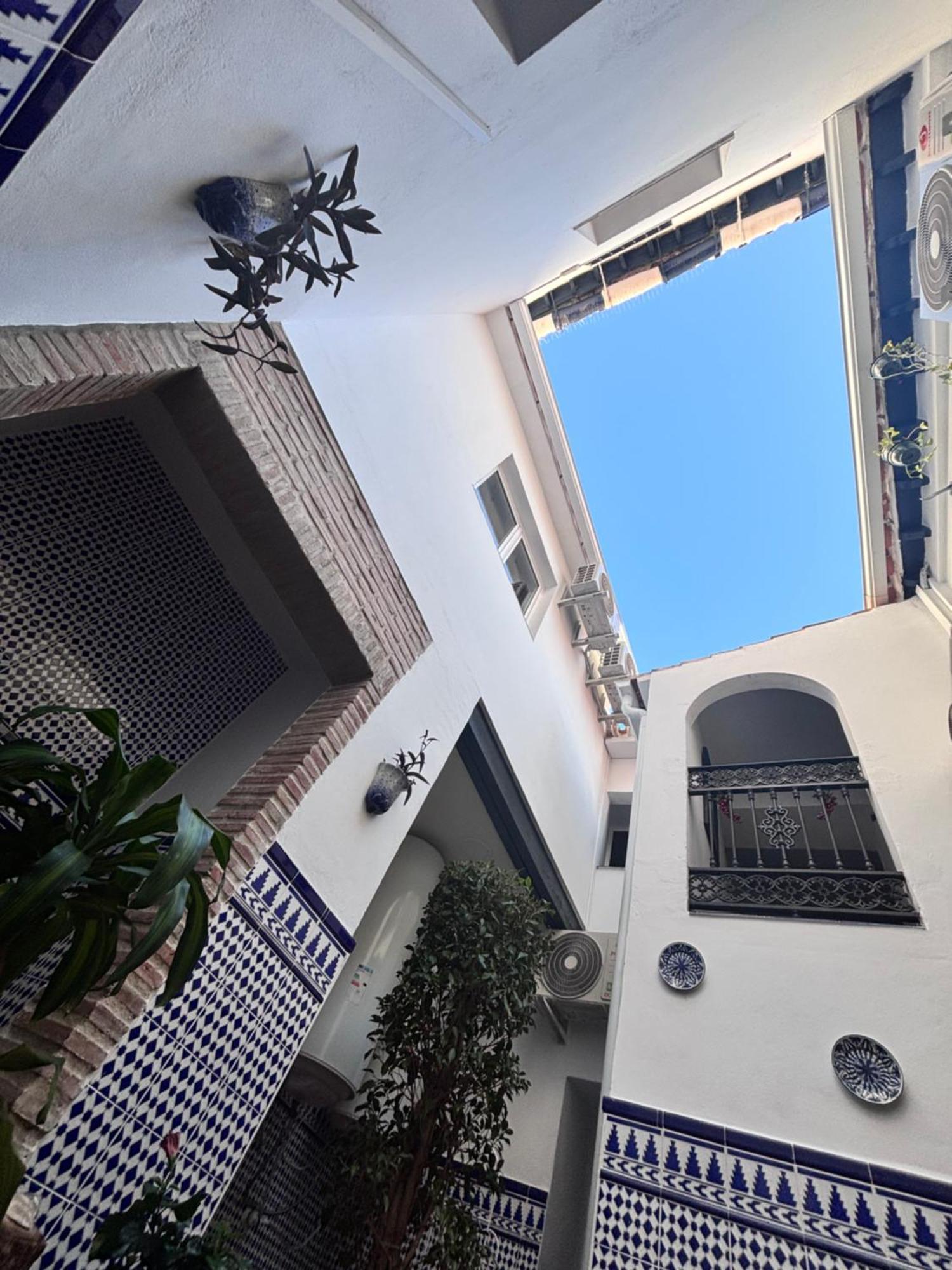 Shanti'S Andalusian Rooms Málaga Exterior foto